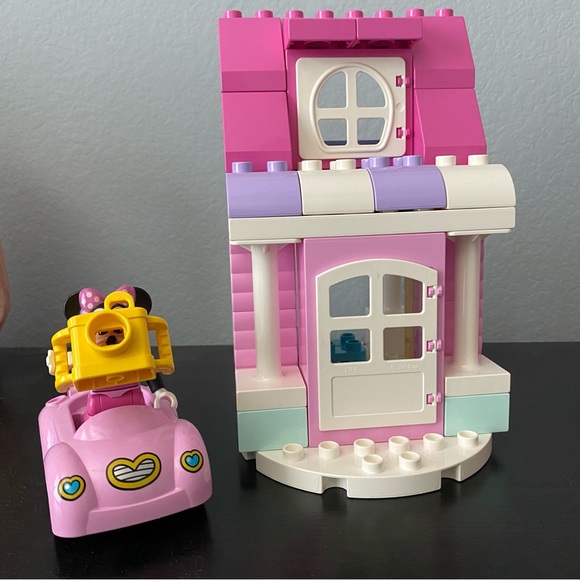 LEGO Duplo 10942 DISNEY Junior MINNIE'S HOUSE AND CAFE Daisy 75 pieces - Picture 5 of 16